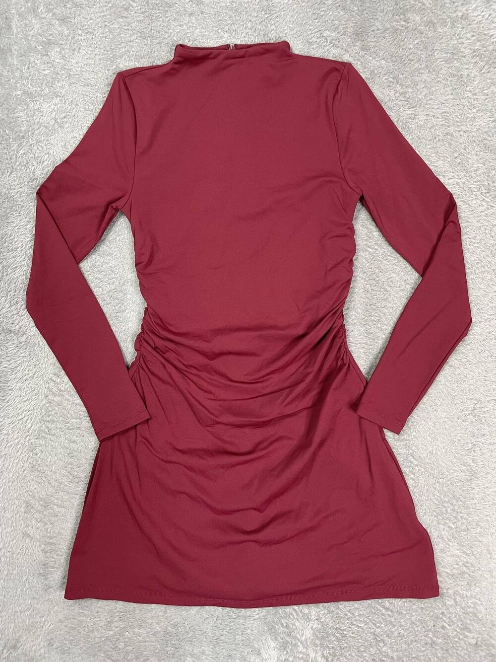 Aritzia Elevate Bodycon Dress Womens S Red Mock Neck Ruched Long Sleeve Mini